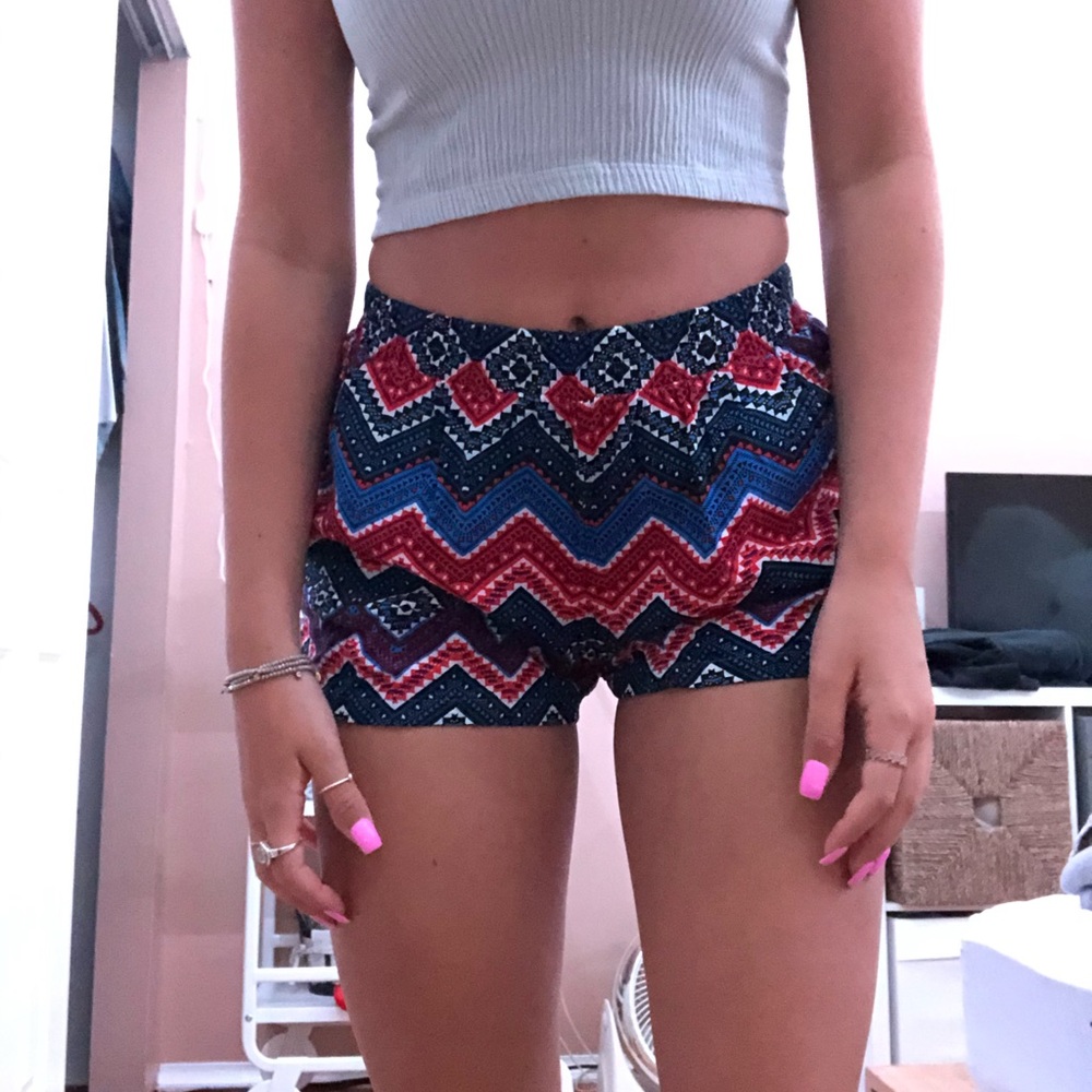 Red white and blue printed flowy shorts